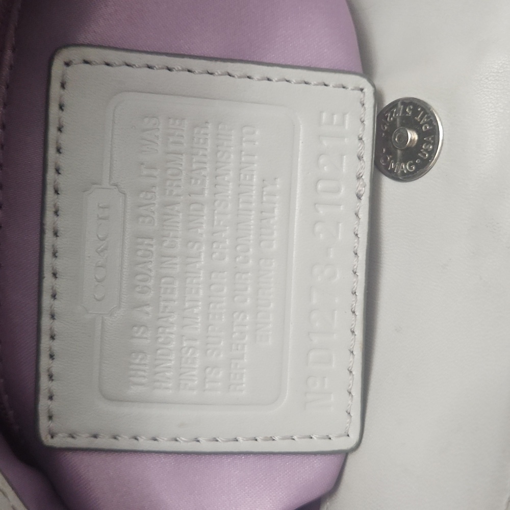 Purse - Picture 9 of 9
